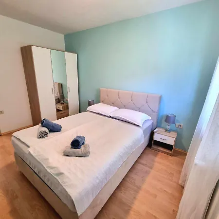 Apartmani Pergola Umag Exterior photo